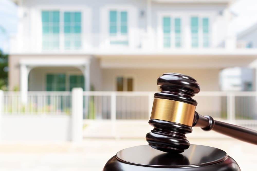Property Access Conflicts - Review Easements Before Blocking Entry
